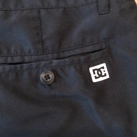 🔴3/$20 DC MENS SHORTS SIZE 32 - Picture 4 of 5